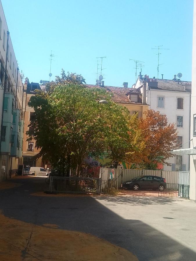 Charming Flat Center And Near The Lake Geneva Luaran gambar
